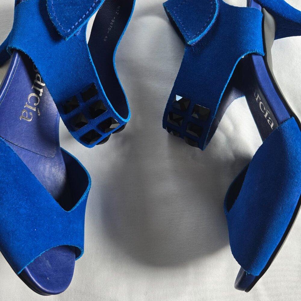 PEDRO GARCIA ROYAL BLUE SUEDE PEEP - TOE SANDALS (SIZE - 40) - Picture 3 of 15